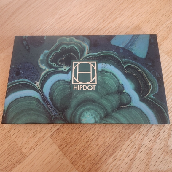 NWT Hipdot Pressed Eyeshadow Palette - Picture 3 of 4
